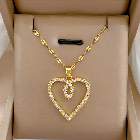 Collane con zirconi in acciaio inossidabile a forma di cuore